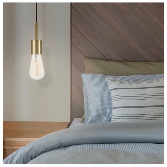 One Hanging light fixture - Picture 2 of 11